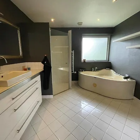 Flower Farm Apartment